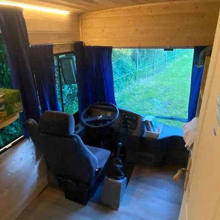 Woody Wood Bus Vergeroux